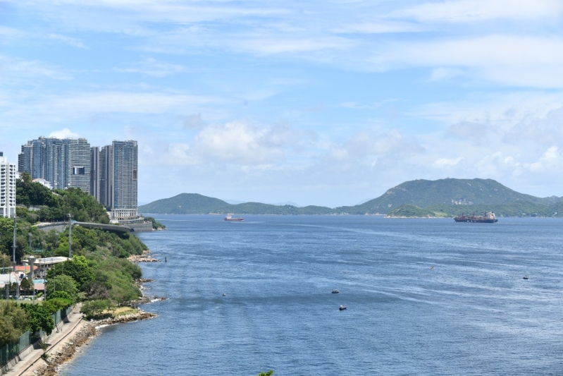 港岛西环景观开扬。